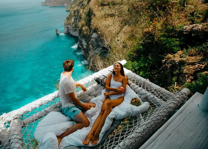 Tropical Glamping Nusa Penida Diamond Beach - Cliff Side Edge