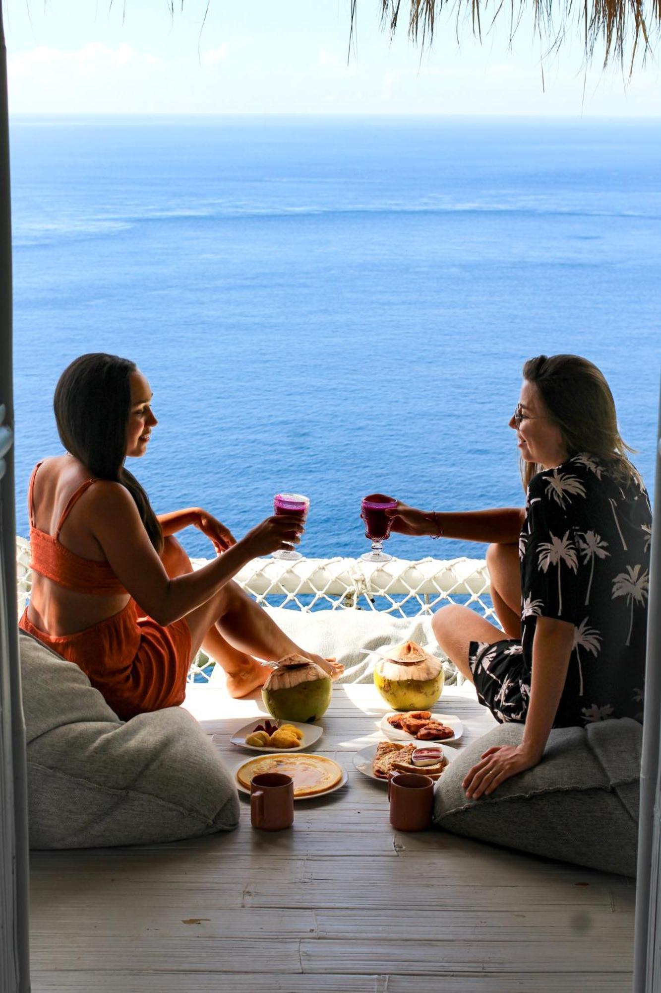 Tropical Glamping Nusa Penida Diamond - Cliff Side Edge Villa Pelilit